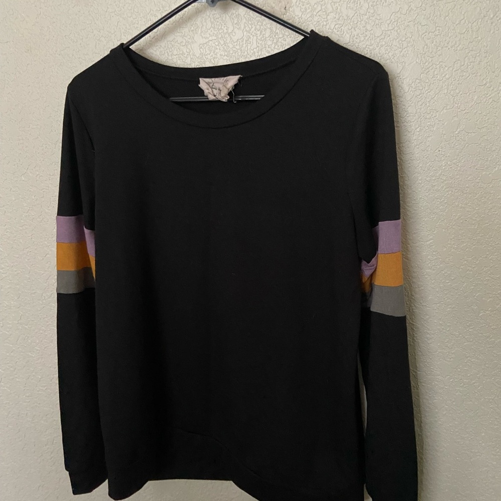 Women’s sweatshirt